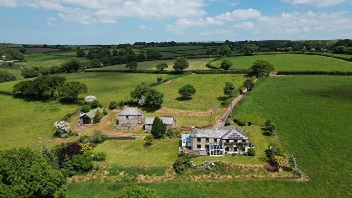 6 Bedroom Detached House For Sale In Bodmin, PL30