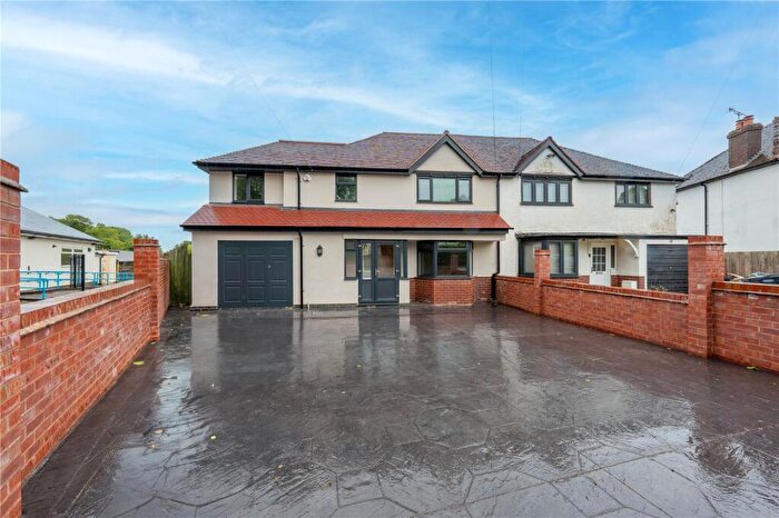 4 Bedroom Semi-Detached House To Rent In Little Aston Lane, Sutton Coldfield, Staffordshire, B74