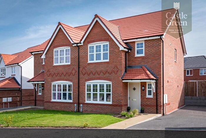 3 Bedroom Semi-Detached House For Sale In Hangar Way, Woodland Manor, Congleton, CW12