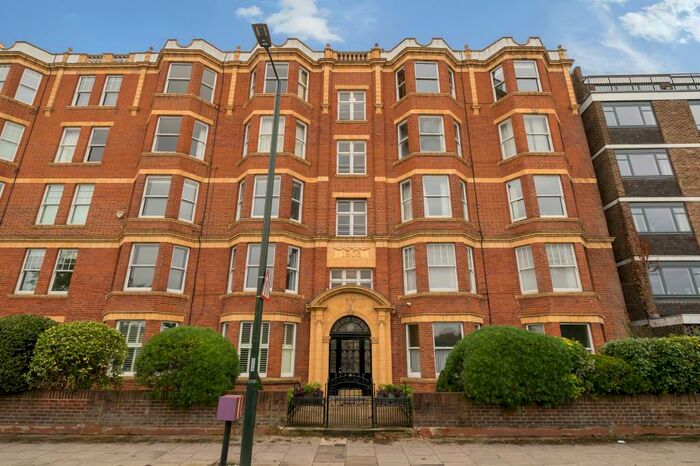 3 Bedroom Apartment To Rent In Elm Bank Mansions, Barnes, SW13