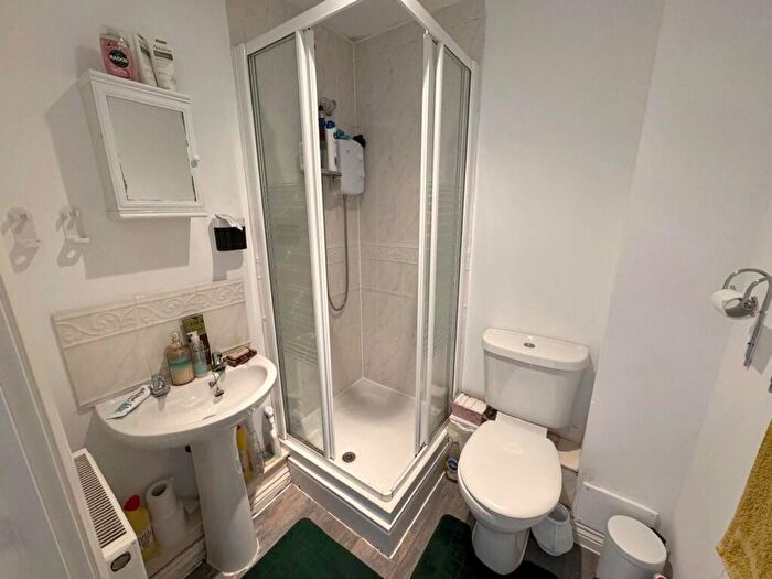 2 Bedroom Apartment To Rent In Shetland Court, Bressay Drive, Mill Hill, London, NW7
