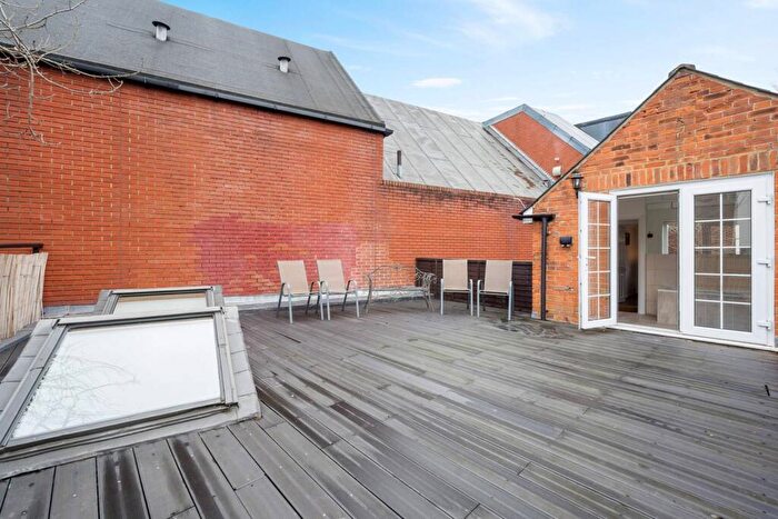 4 Bedroom House To Rent In Agincourt Road, Hampstead, London, NW3