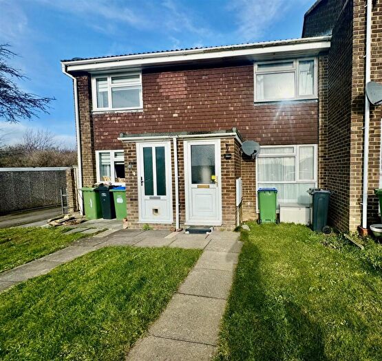 2 Bedroom House For Sale In Belvedere Gardens, Seaford, BN25