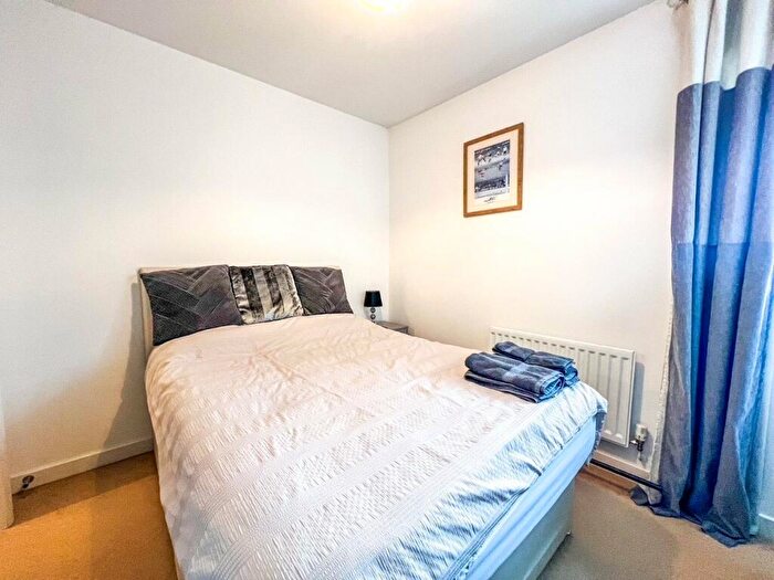 2 Bedroom Apartment To Rent In Guillemot Road, Portishead, Bristol, Somerset, BS20