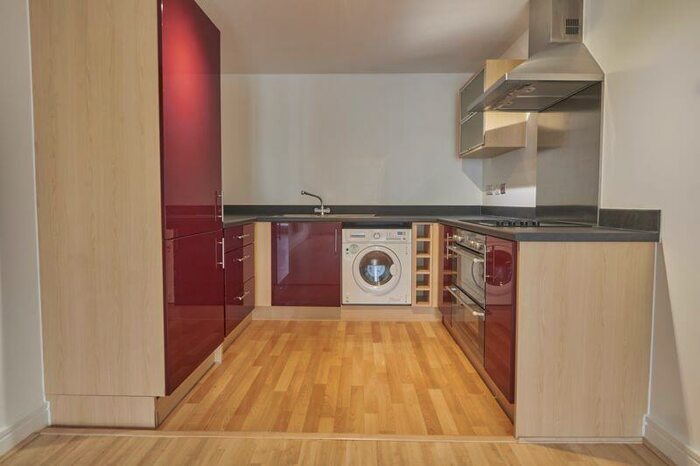 1 Bedroom Flat To Rent In Verney Street, Exeter, EX1