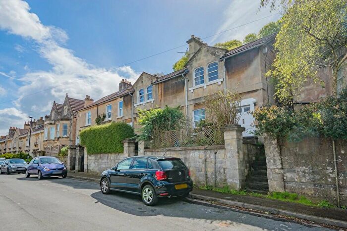 2 Bedroom Semi-Detached House To Rent In Alexandra Road, BA2