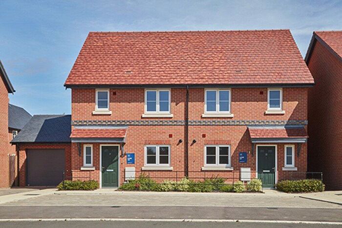 3 Bedroom Semi-Detached House For Sale In Highlands Lane, Rotherfield Greys, Henley-on-Thames, Oxfordshire, RG9
