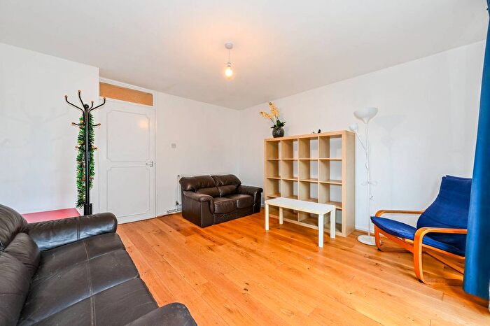 2 Bedroom Property To Rent In Conistone Way, Caledonian Road, London, N7