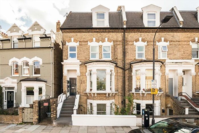 1 Bedroom Flat For Sale In Fulham Park Gardens, Fulham, SW6