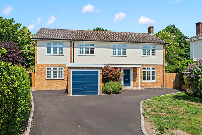 5 Bedroom Detached House For Sale In Dorling Drive, Epsom, KT17