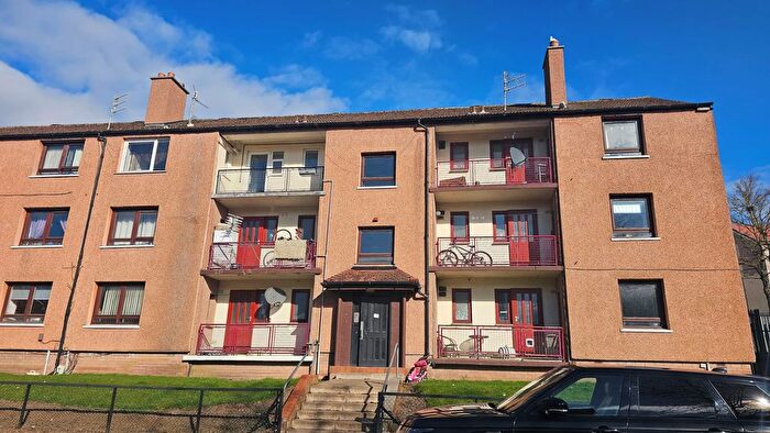 3 Bedroom Flat To Rent In Fintryside, Dundee, DD4