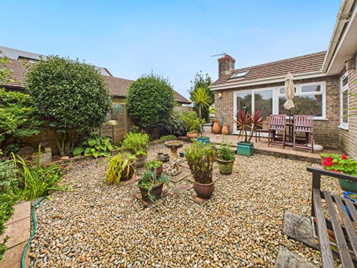 3 Bedroom Bungalow For Sale In Kimberley Foster Close, Crafthole, PL11