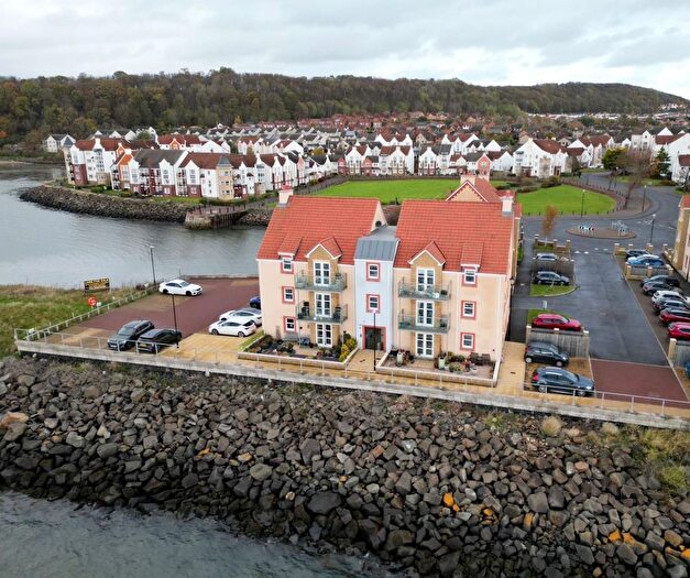 3 Bedroom Flat For Sale In Harbour Place, Dalgety Bay, Dunfermline, KY11