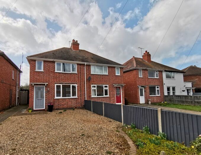 2 Bedroom Semi-Detached House To Rent In St. Nicholas Avenue, Kenilworth, CV8