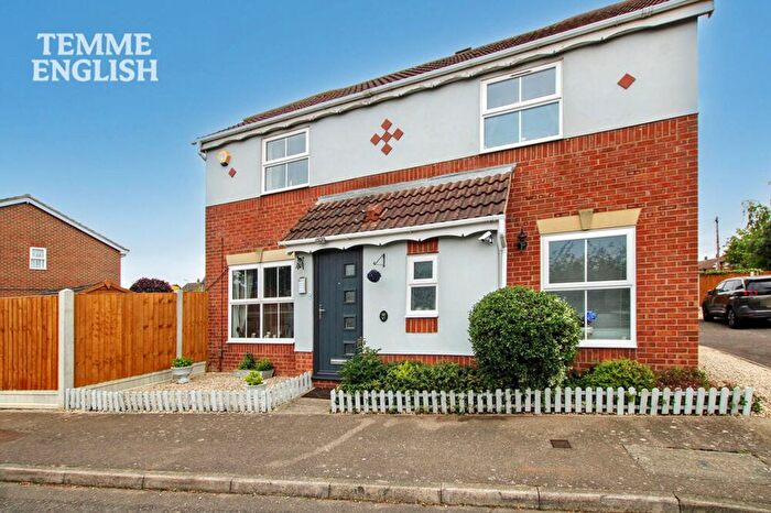 3 Bedroom Detached House For Sale In Cole Avenue, Chadwell St. Mary, RM16