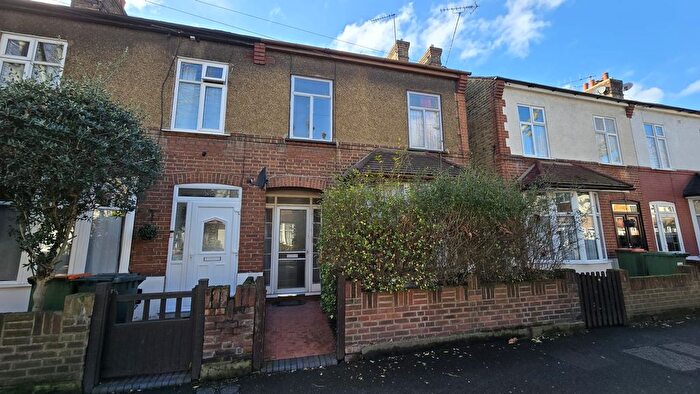 3 Bedroom Terraced House To Rent In Kimberley Avenue, London, E6
