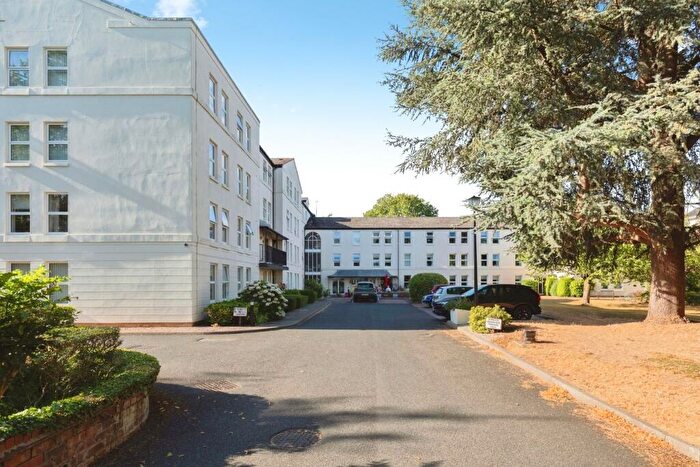 1 Bedroom Retirement Property For Sale In Binswood Avenue, Leamington Spa, CV32