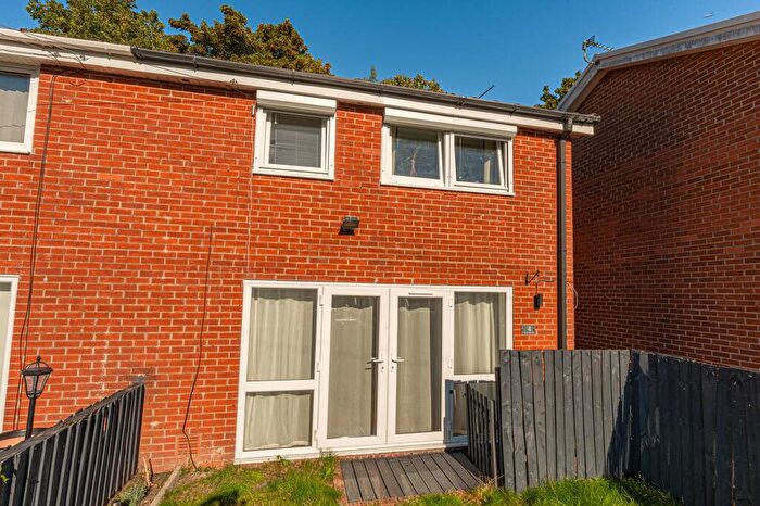 3 Bedroom Semi-Detached House For Sale In Bryn Bevan, Newport, NP20