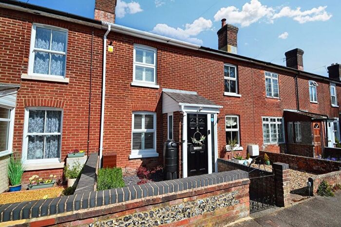 3 Bedroom Terraced House For Sale In Winchester, SO23