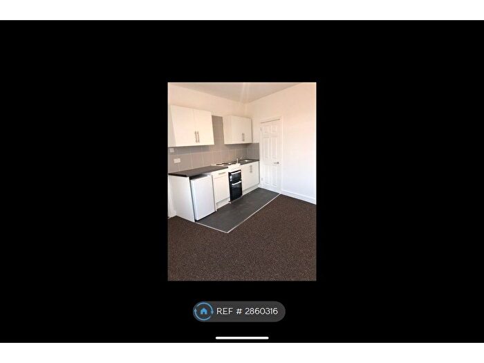 1 Bedroom Flat To Rent In Sheffield Road, Chesterfield, S41