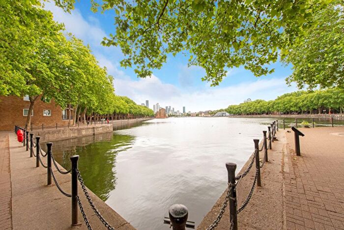 1 Bedroom Flat For Sale In Sweden Gate, Surrey Quays, SE16