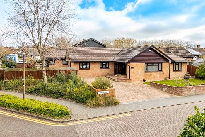 3 Bedroom Detached House For Sale In Downley Ave, Bradwell Common, Milton Keynes, MK13