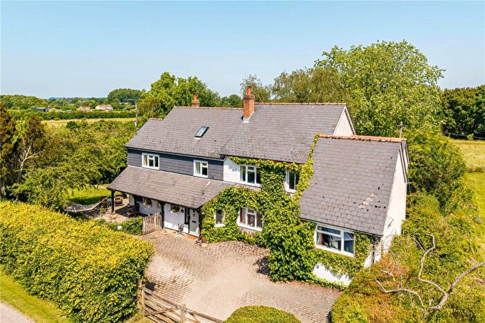 4 Bedroom Detached House For Sale In Green Lanes, Calstone, Calne, Wiltshire, SN11