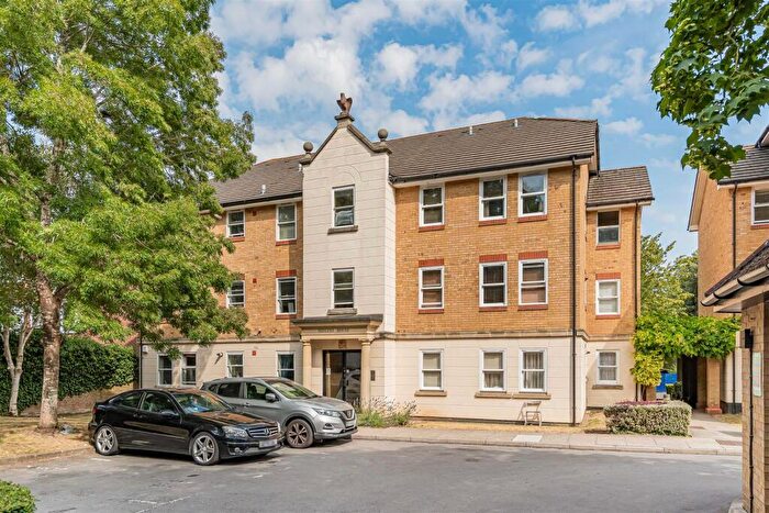 1 Bedroom Flat For Sale In Devonshire Avenue, Sutton, SM2
