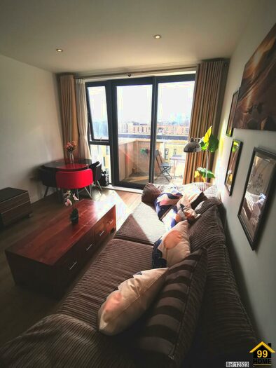 2 Bedroom Flat To Rent In Bovet Court, London, E1