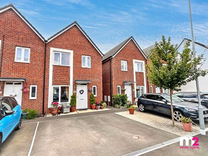 3 Bedroom Semi-Detached House For Sale In Deepwater Drive, Newport, NP19