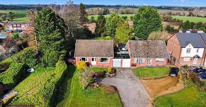 4 Bedroom Detached Bungalow For Sale In Lutterworth Road, Pailton, Rugby, CV23
