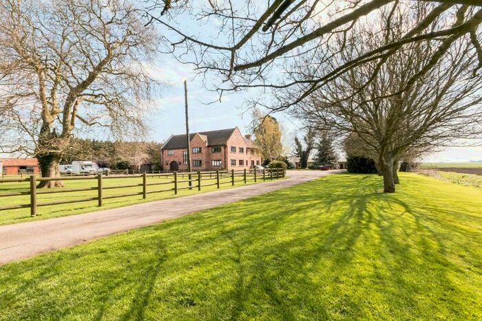 5 Bedroom Detached House For Sale In Stowgate, Deeping St James, PE6