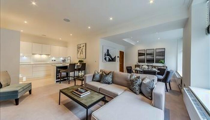 2 Bedroom Flat To Rent In Rainville Road, London, W6