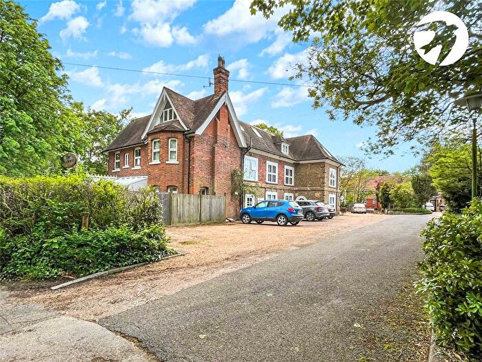 1 Bedroom Flat To Rent In The Sycamores, Rowhill Road, Hextable, Kent, BR8