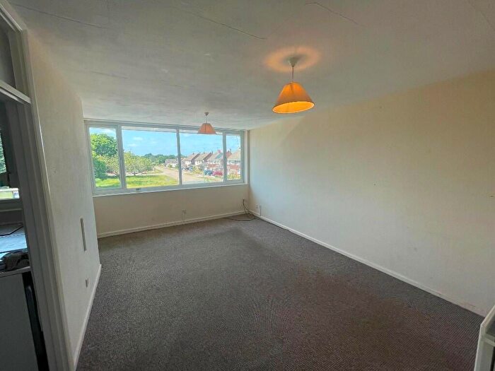 2 Bedroom Flat To Rent In Penshurst Road, Ipswich, IP3