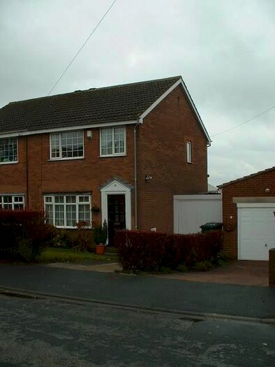 3 Bedroom Semi-Detached House To Rent In Rudding Avenue, Allerton, Bradford, BD15