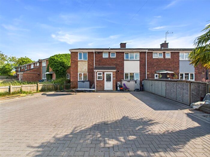 5 Bedroom Semi Detached House For Sale In Innsworth Lane, Gloucester, Gloucestershire, GL3