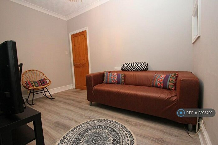 4 Bedroom Terraced House To Rent In Thackeray Road, Southampton, SO17