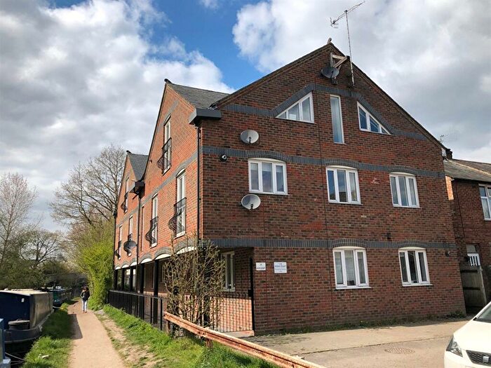 2 Bedroom Apartment To Rent In Union Court, Bedford Street, Berkhamsted, HP4