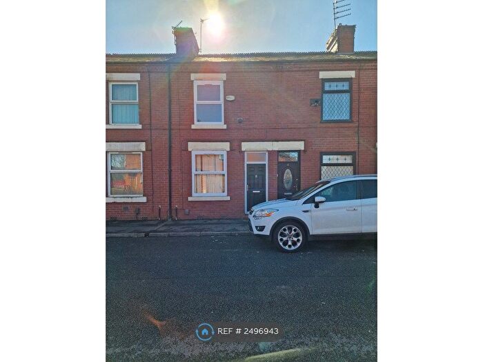 2 Bedroom Terraced House To Rent In Levens Street, Salford, M6