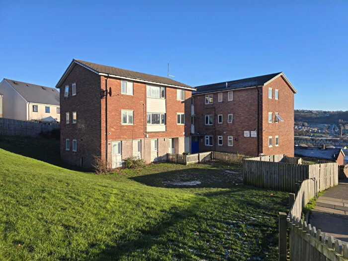 3 Bedroom Flat For Sale In Valley View, Baildon, Shipley, West Yorkshire, BD17