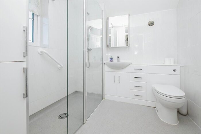 2 Bedroom End Of Terrace House For Sale In Meadow Lane, Sudbury, CO10