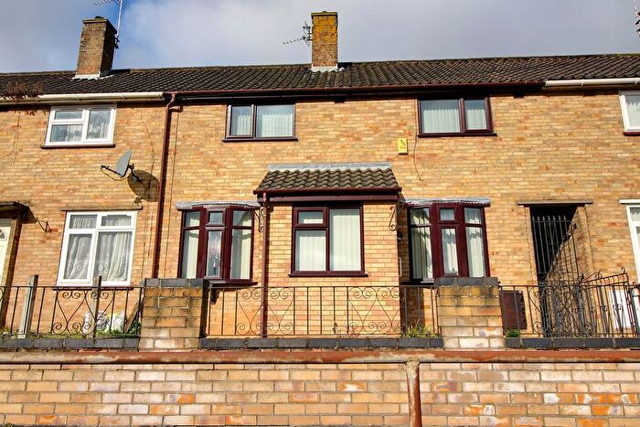 3 Bedroom Town House For Sale In Hall Road, Norwich, NR4