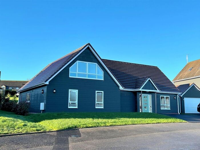 4 Bedroom Detached House For Sale In The Wiltshire Leisure Village, Vastern, Royal Wootton Bassett, SN4