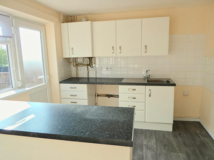 2 Bedroom End Of Terrace House To Rent In Saville Close, Hinckley, Leicestershire, LE10