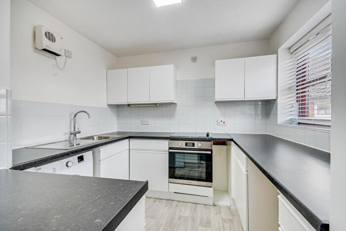 Studio To Rent In Burgess Field, Chelmer Village, Chelmsford, CM2