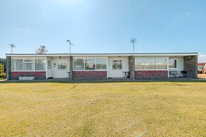 2 Bedroom Chalet For Sale In Newport Road, Hemsby, NR29
