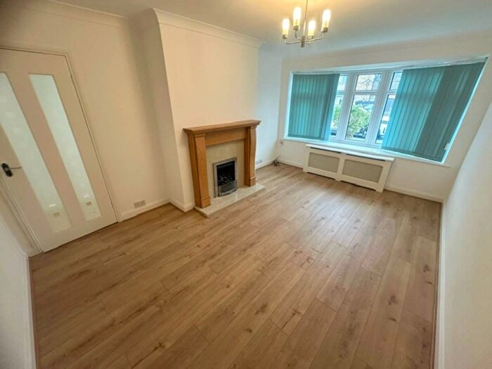 2 Bedroom Bungalow To Rent In Norwood Drive, Brierley, Barnsely, S72