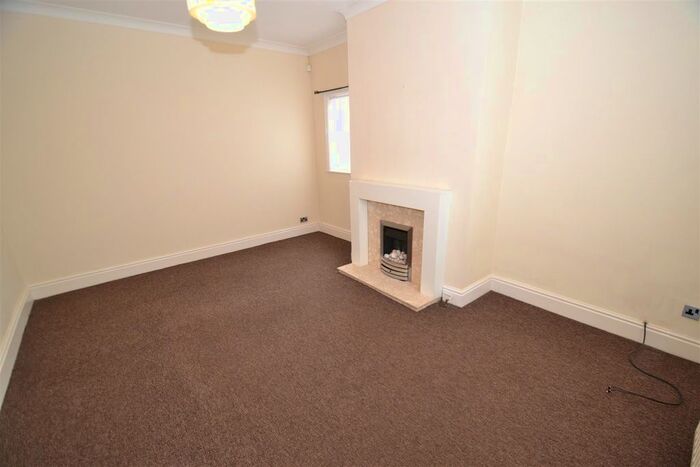2 Bedroom End Of Terrace House For Sale In School Street, Moorbottom, Cleckheaton, BD19