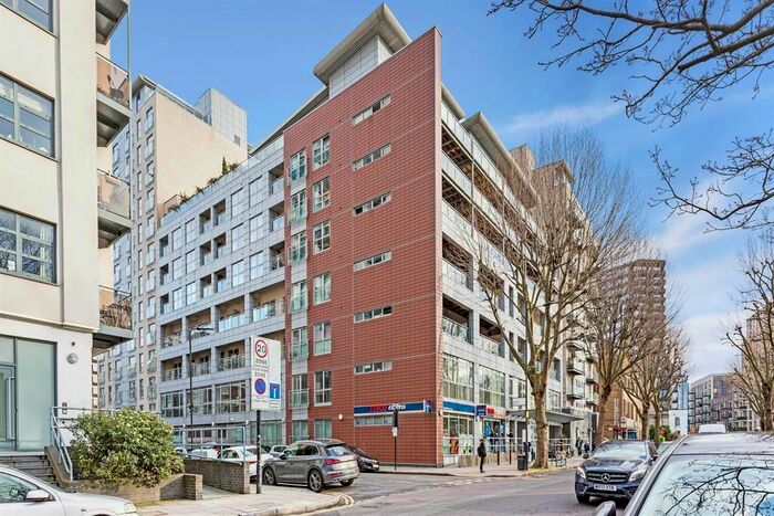 2 Bedroom Flat To Rent In Southgate Road, London, N1